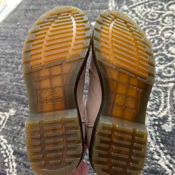 Dr. Martens Chelsea Boots - Picture 5 of 5